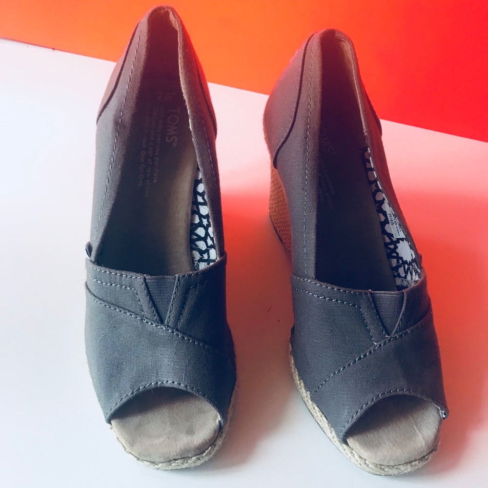 Toms Canvas Wedges
